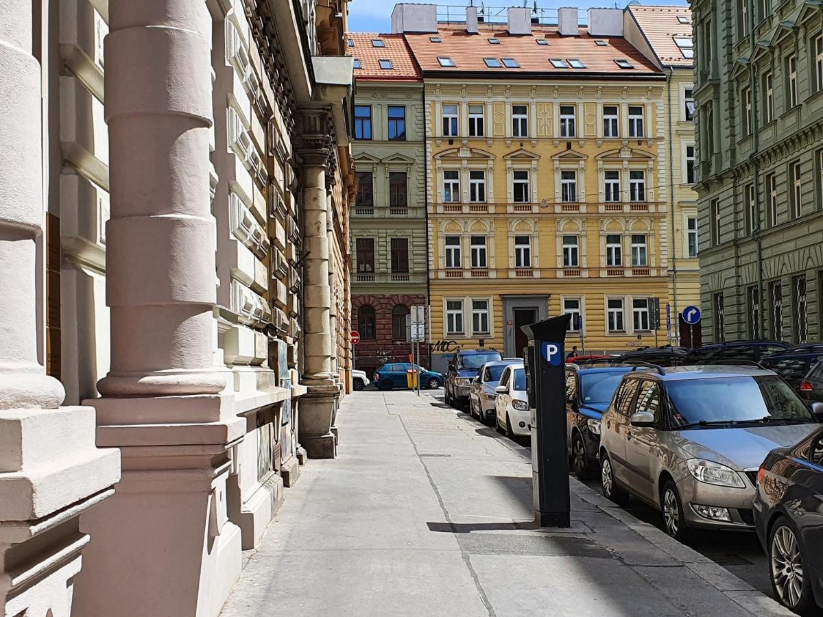 Apartment Prag Exteriör bild