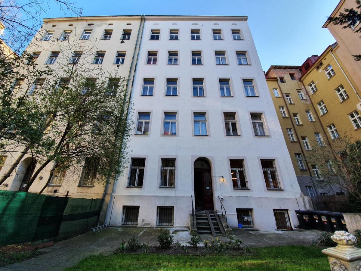 Apartment Prag Exteriör bild