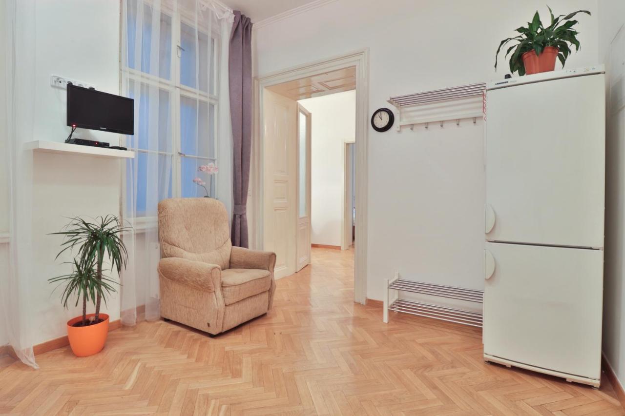 Apartment Prag Exteriör bild