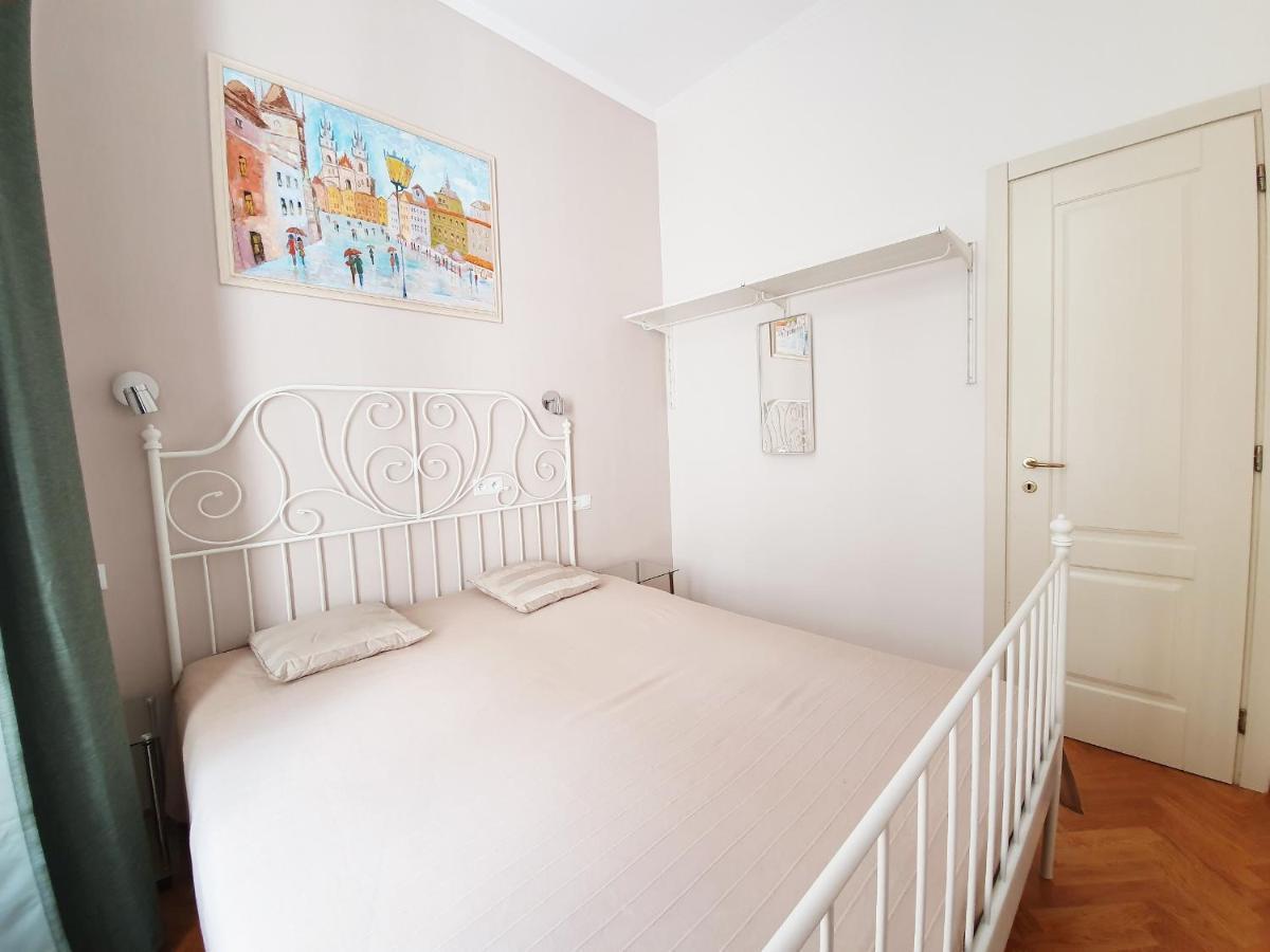 Apartment Prag Exteriör bild